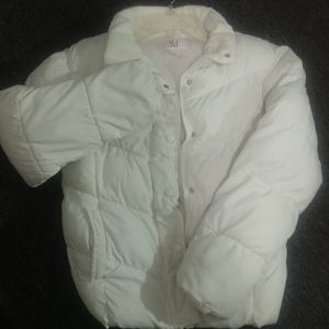 White puff jacket